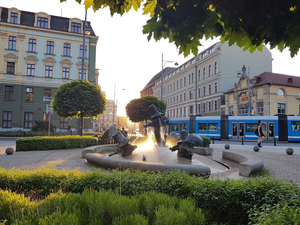 Pokoje Goscinne Przy Ogrodzie Staromiejskim Wrocław Exterior foto